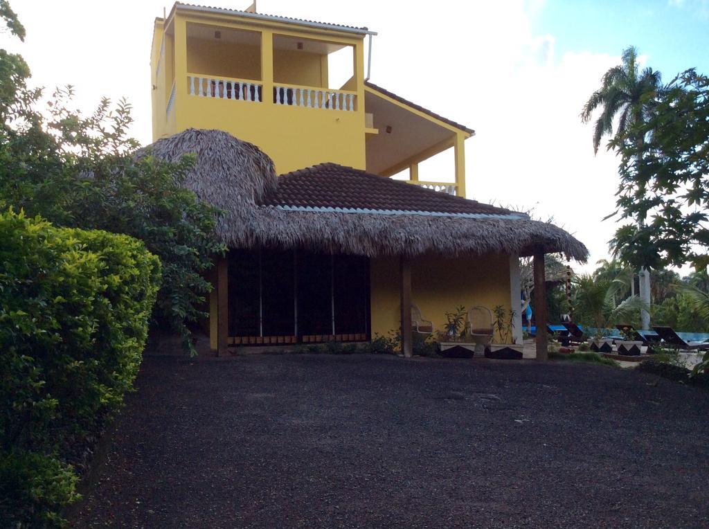 Casa Lilly Bed and Breakfast Cabarete Eksteriør billede