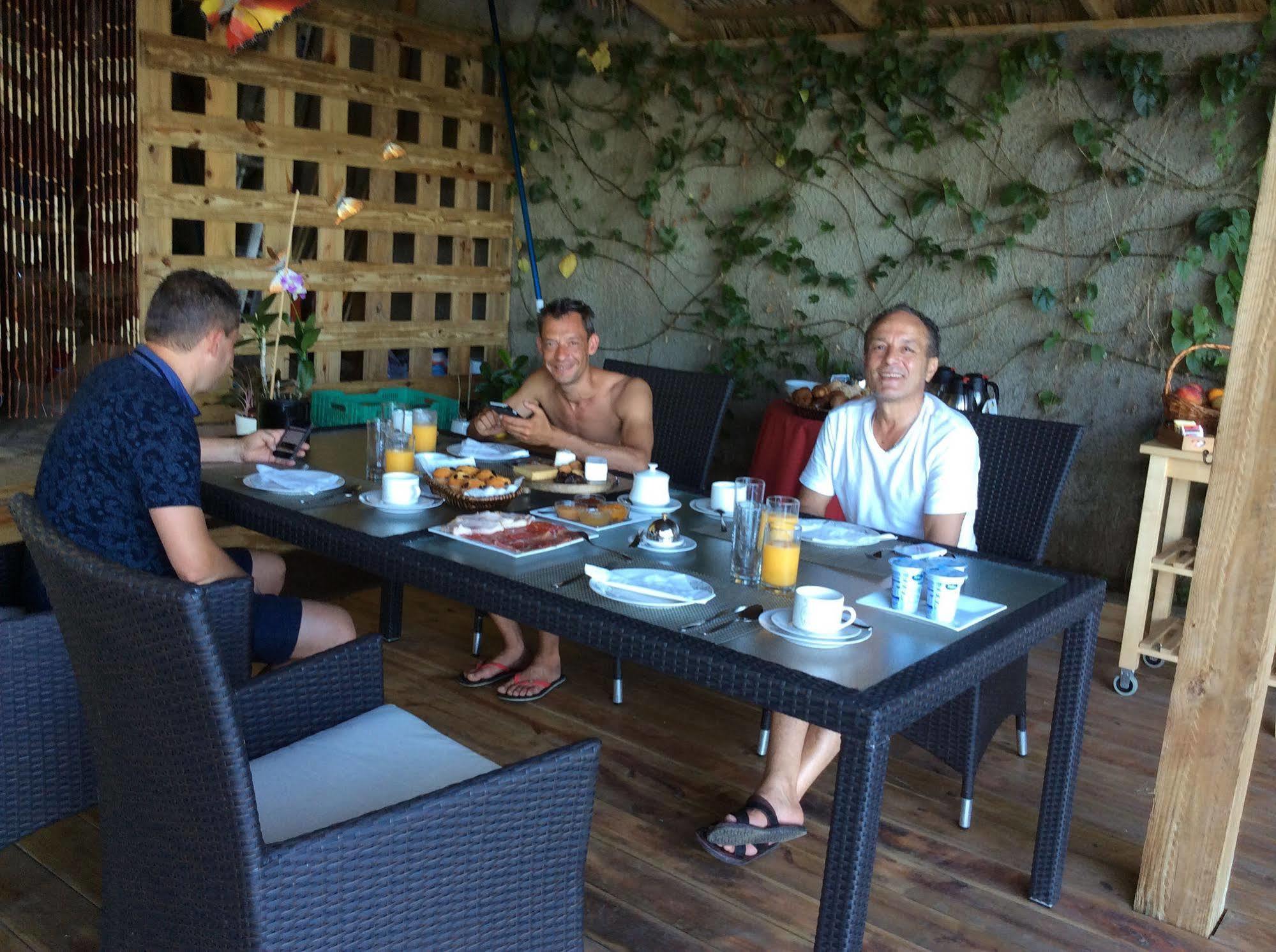 Casa Lilly Bed and Breakfast Cabarete Eksteriør billede